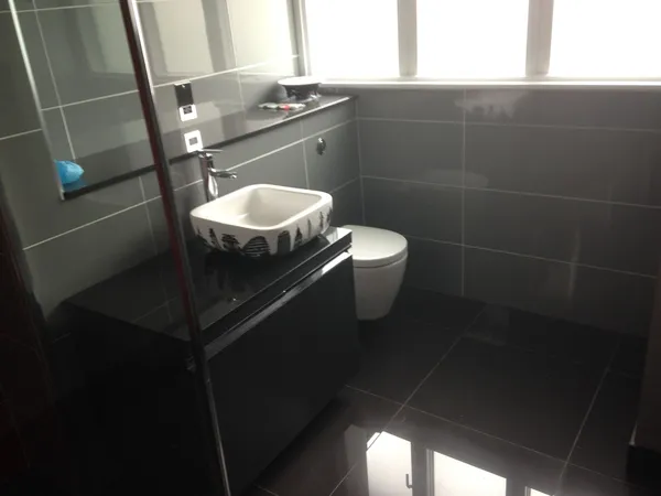 Grey porcelain tile installation Kent