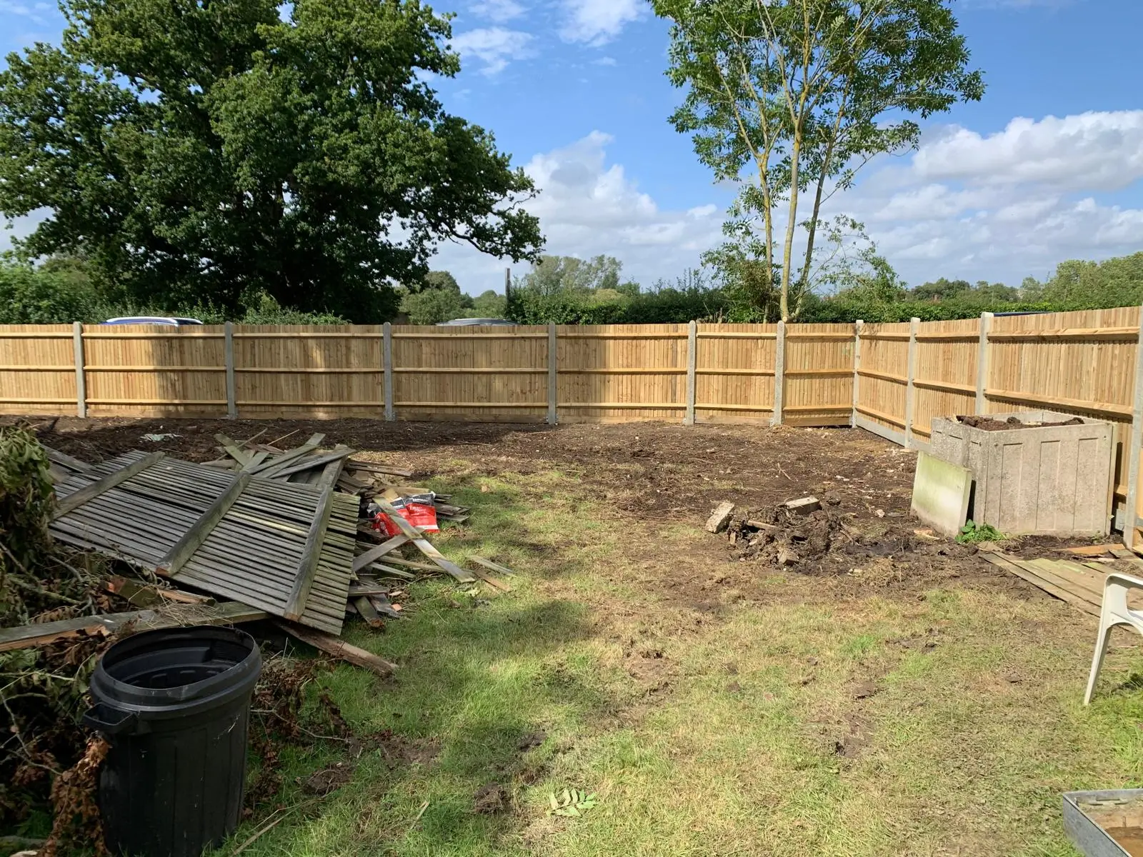 Professional fence installation and garden boundaries in Kent