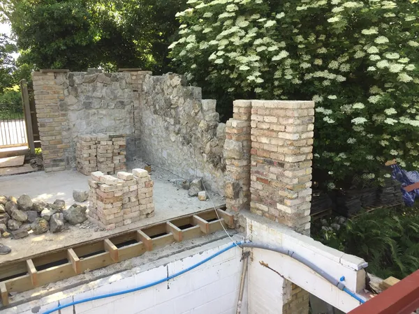 Natural stone wall extension on an extension, Kent