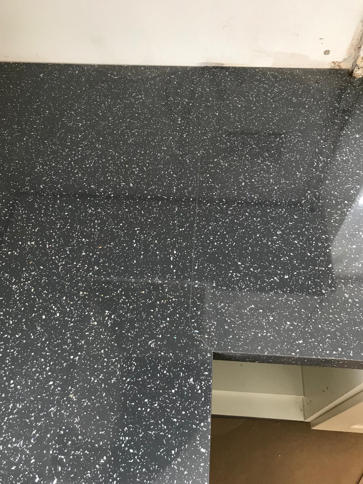 Kitchen worktop installation