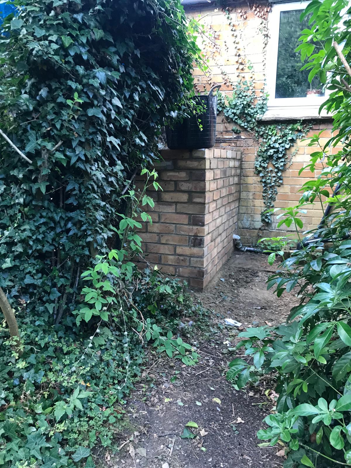 Local small extension in Kent
