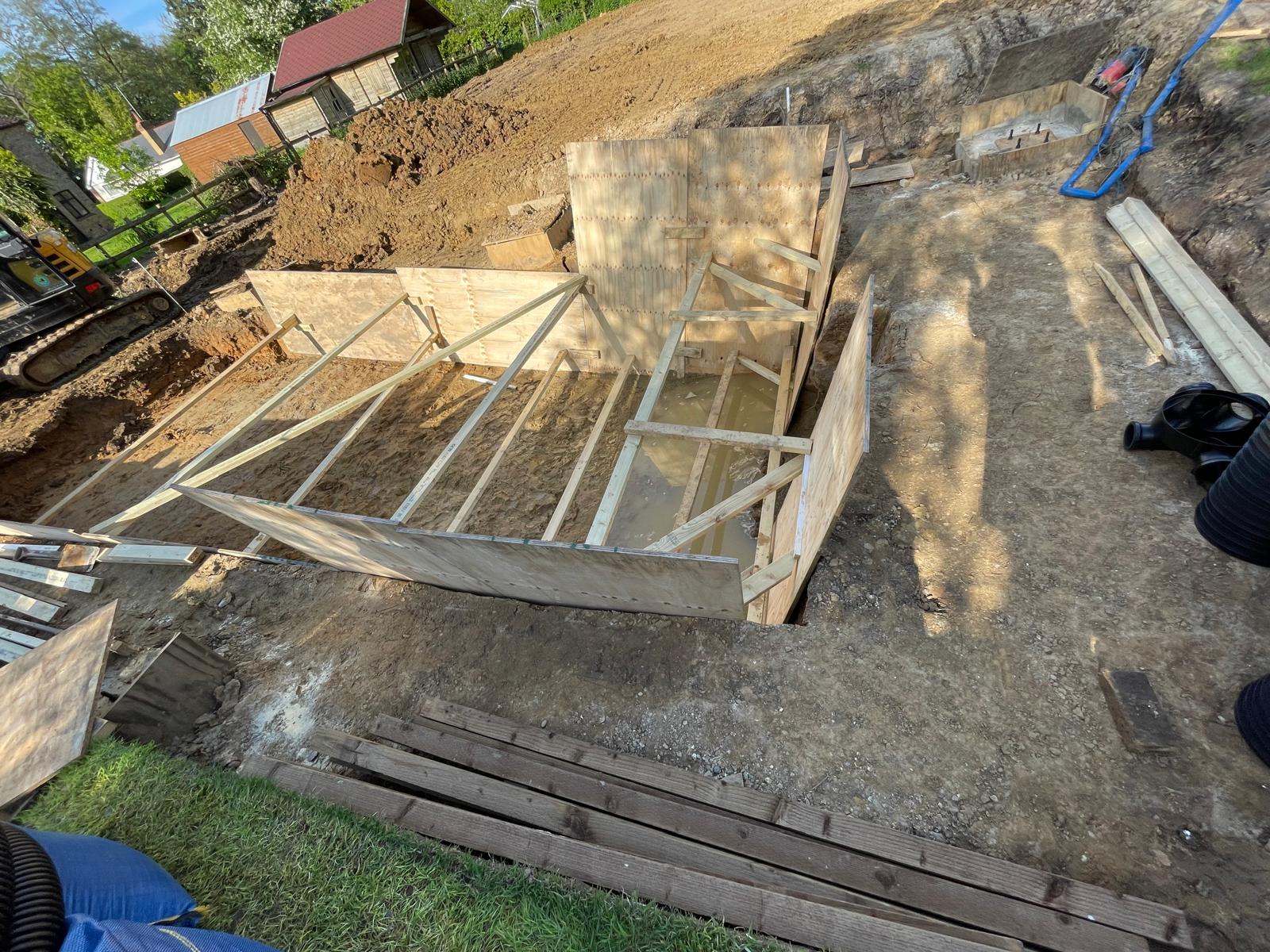 Top view of the boards and wooden bars for inside the swimming pool section
